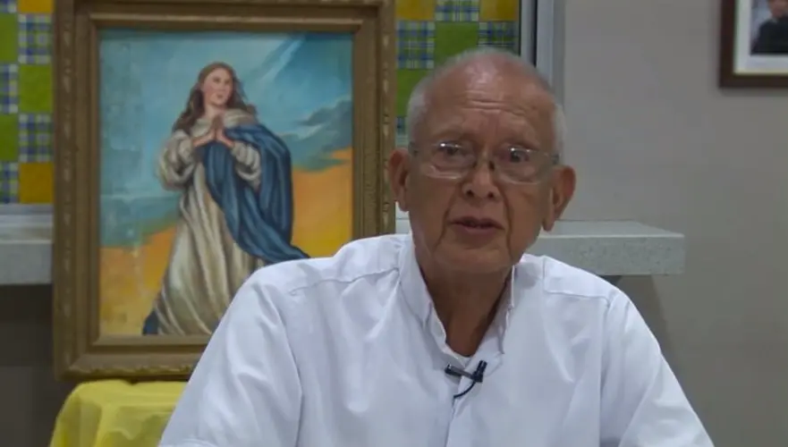 Deacon defends archbishop, condemns accusations