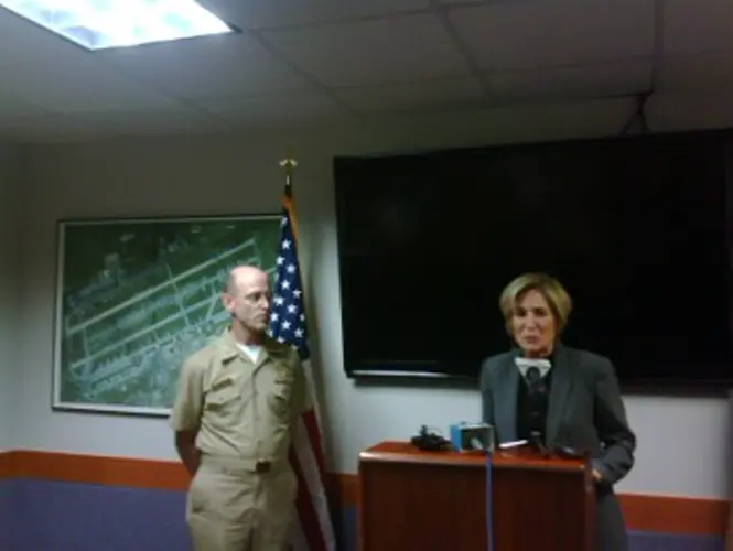 Visiting DoD official discusses EIS