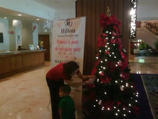 First Lady shows off Guam holiday ornaments