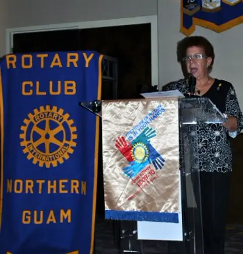 Guthertz speaks at Rotary Club meeting