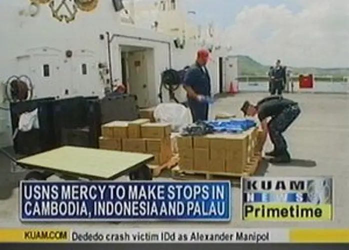 USNS Mercy speeds relief throughout Pacific