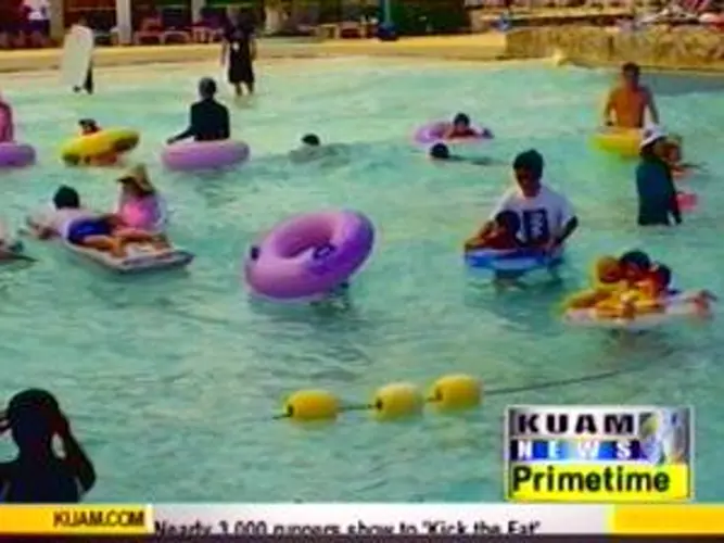 Tourism decreases after Japan's disaster