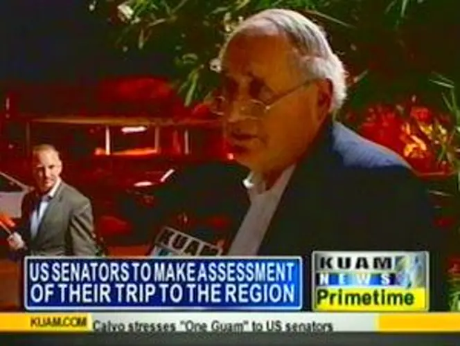 US senators discuss buildup