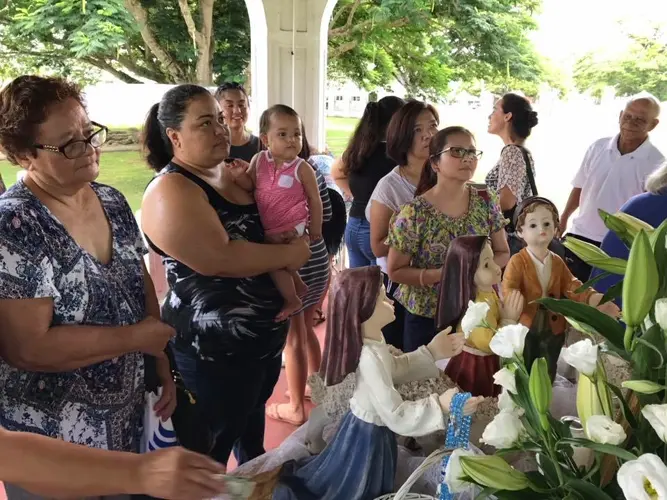 Islanders of all backgrounds encouraged to pray for peace