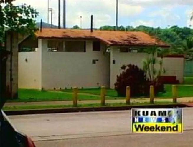 Popular tourist attractions without working restrooms
