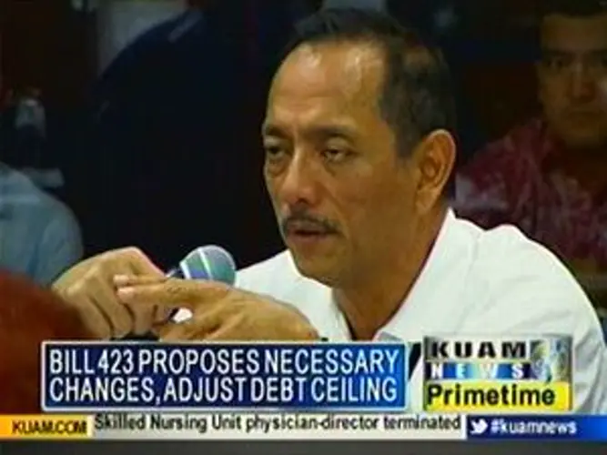 Bill lets governor pay tax refunds on time