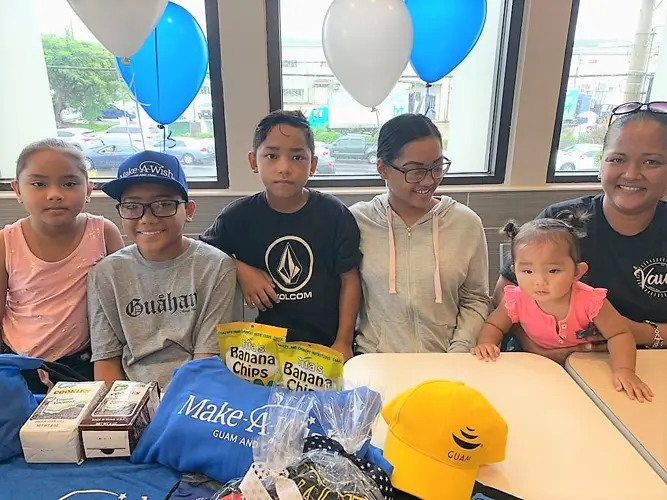 Teen's wish granted to have family with him in Texas for surgery