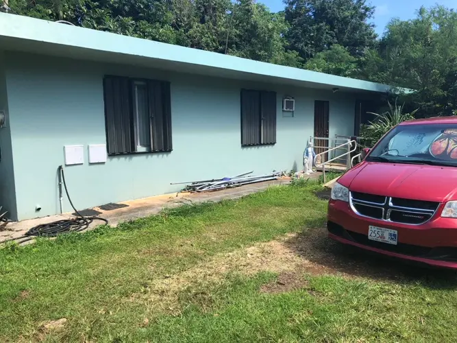 Man with gunshot wound possibly hit by stray bullet