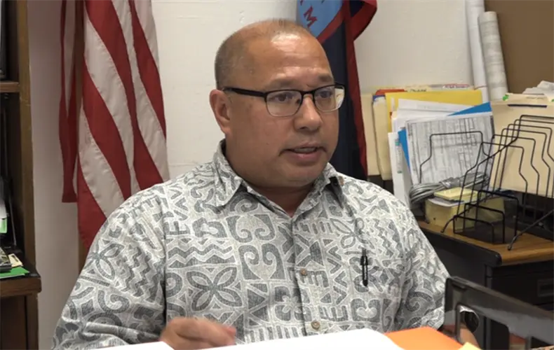 Commission member calls for Veterans Affairs head to resign, Bordallo says he isn't going anywhere