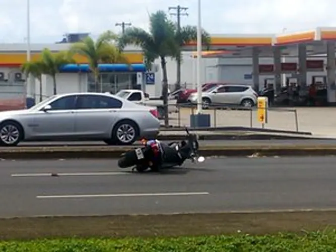 Moped involved in Ysengsong Road crash