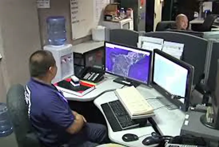 911 Center being cleaned after staffer tests positive; no service disruption to emergency hotline