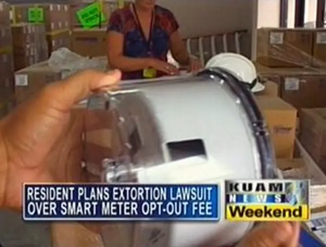 Resident plans extortion lawsuit over Smart Meter opt-out fee