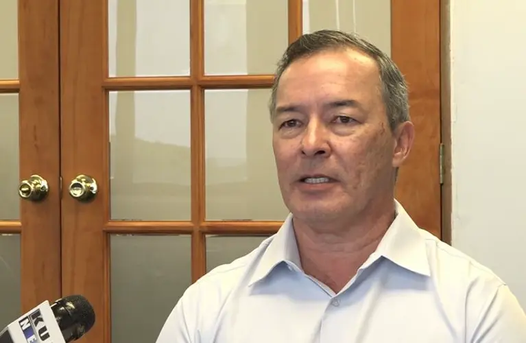 Moylan's bill reducing LLC fee vetoed by governor