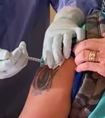 Plans to amend quarantine guidelines underway, group working on getting homebound manamko' vaccinated