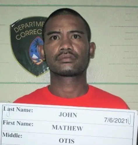 Man found with meth also had a kitchen knife in his waistband