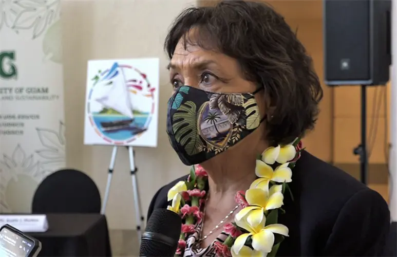 Governor holds firm on maintaining public health emergency