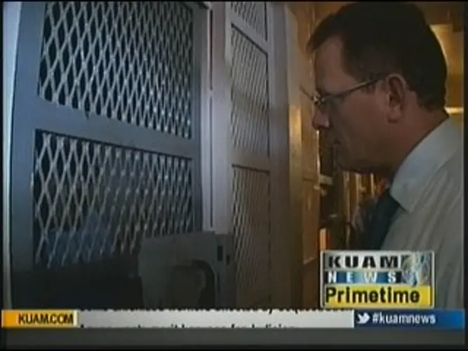 Island leaders tour Department of Corrections