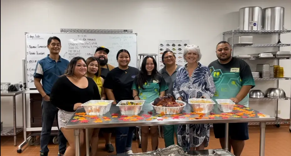NMI culinary students prepare holiday meal for shelter