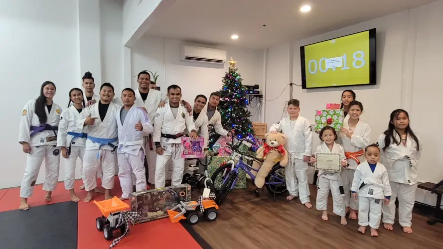 Purebred Guam grants shelter children's Christmas wishes