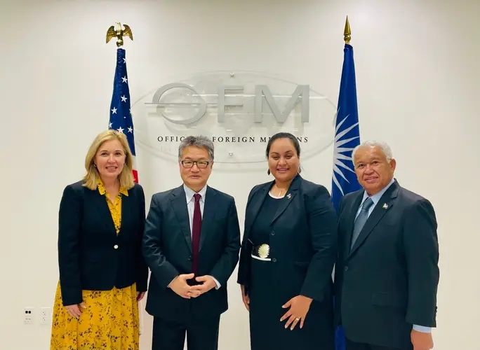 Marshall Islands also renews free associations status with U.S.