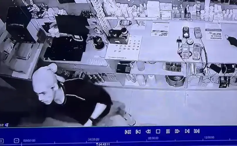 Police searching for iMart  burglar seen on surveillance footage