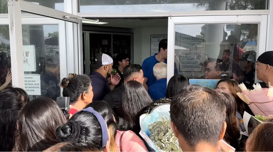 Chaos erupts at Marianas High School graduation on Saipan