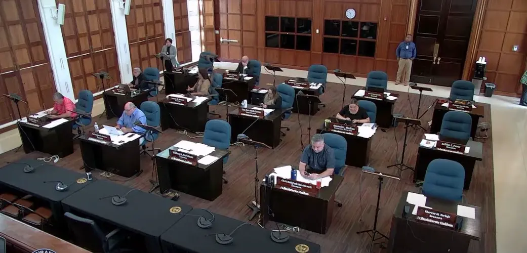 Senators head into session Monday