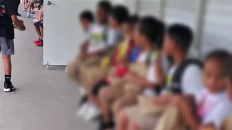 Cafeteria issues force students to eat outside