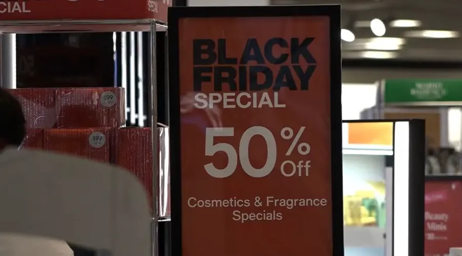 Holiday shoppers and retailers prepare for Black Friday