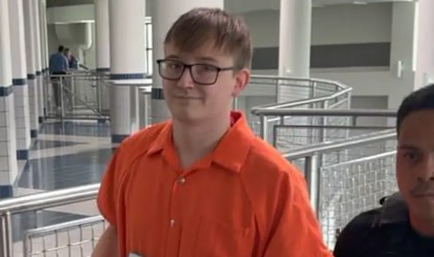 NMI Governor issues arrest warrant for Indiana man