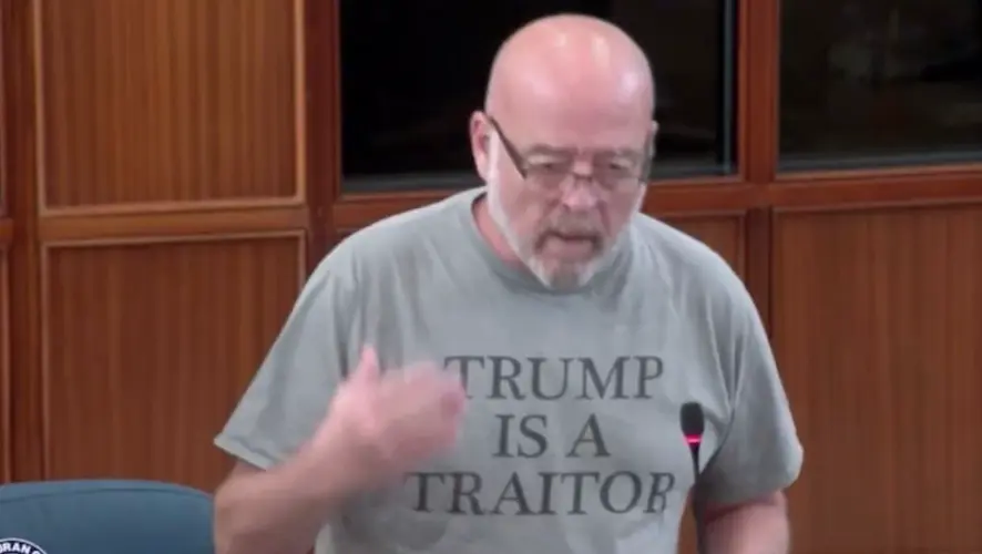 'Trump is a traitor' shirt causes disruption during session