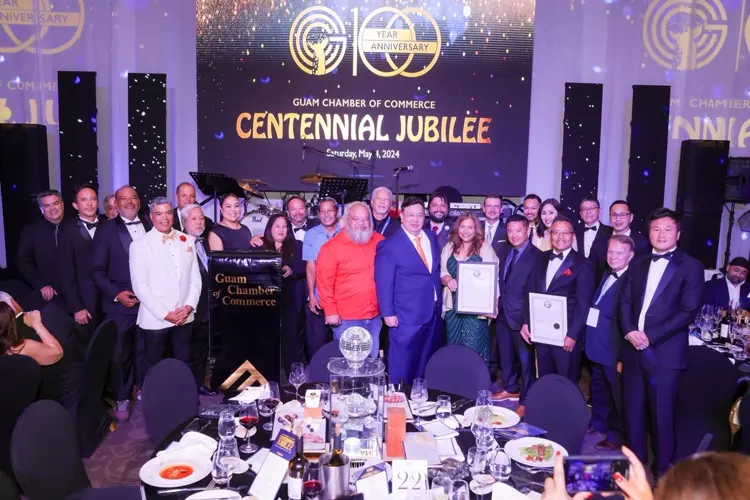Bob Salas inducted into Business Hall of Fame