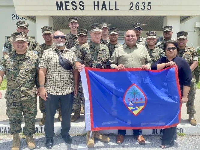 Lt. Governor meets Guam marines in Okinawa