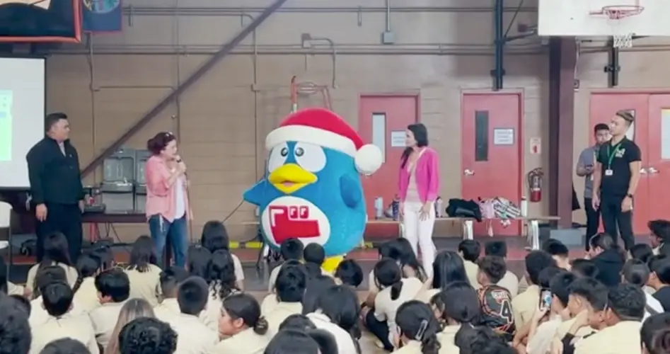 Untalan Middle 6th graders stand up to bullying with Donki star Donpen