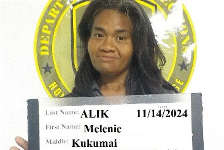 Complaint: Woman burning trash bins found with drugs