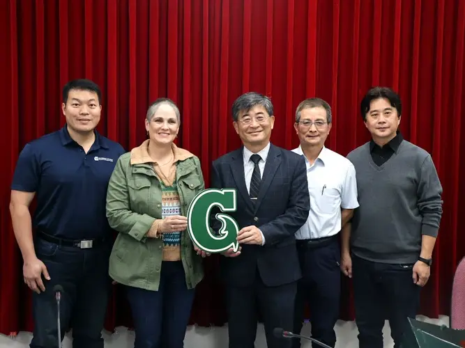 University of Guam business and agriculture students tour Taiwan’s agritourism industry