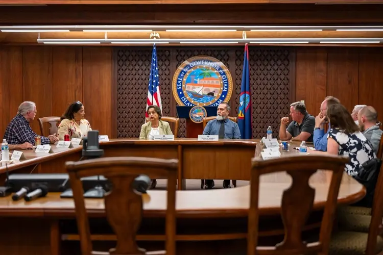 Governor discusses healthcare, housing, and utilities with visiting CODEL