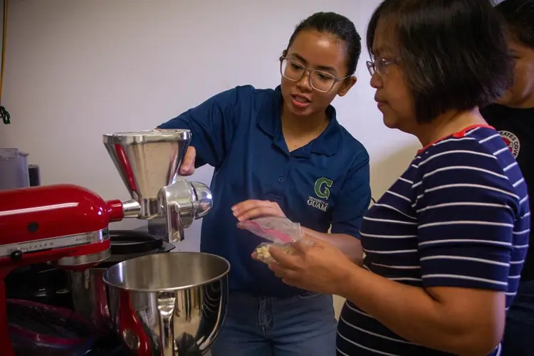 Upcoming workshop teaches participants how to preserve breadfruit as baking flour