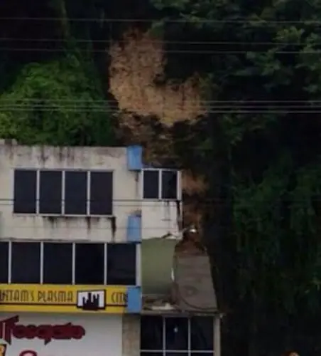 No tsunami warnings after 6.7 quake