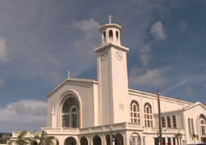 California man accusing archbishop of molestation