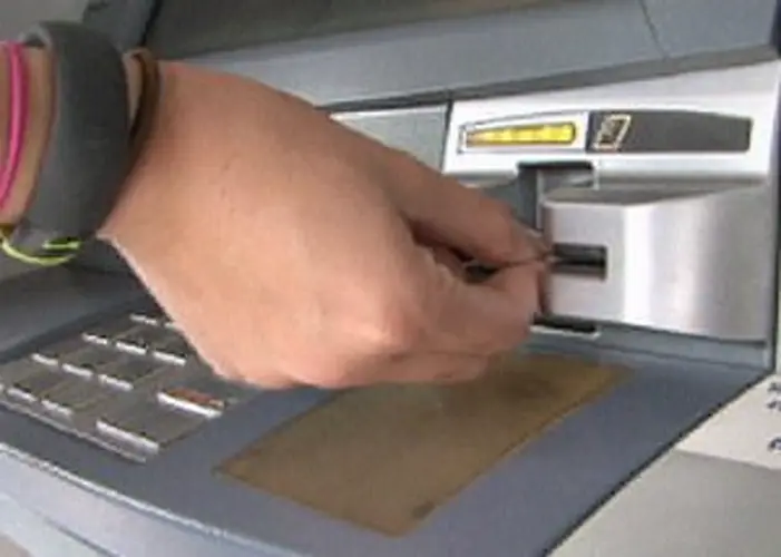 Don't fall victim to credit card fraud this holiday