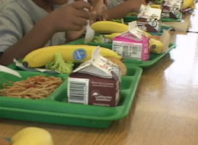 DOE food services contract expires this spring