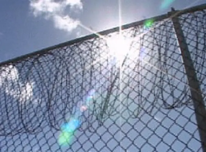 Federal detainees say they're not being fed adequately