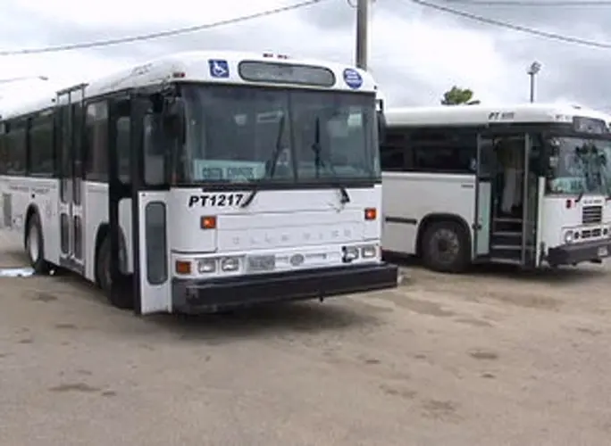 Should public transit on Guam be privatized?