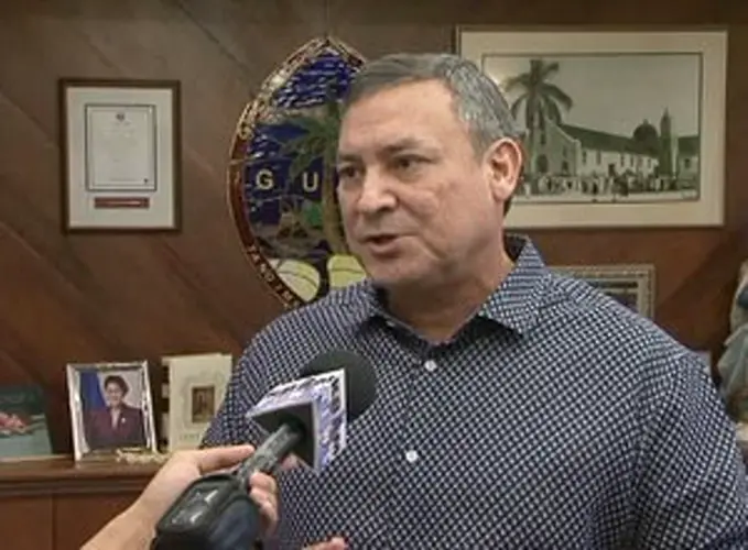Governor sees substitute budget as defective