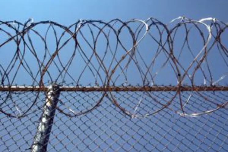 Corrections officers get no raises in appeal to state labor court