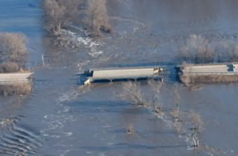 How to get to Omaha while steering clear of the floodwaters