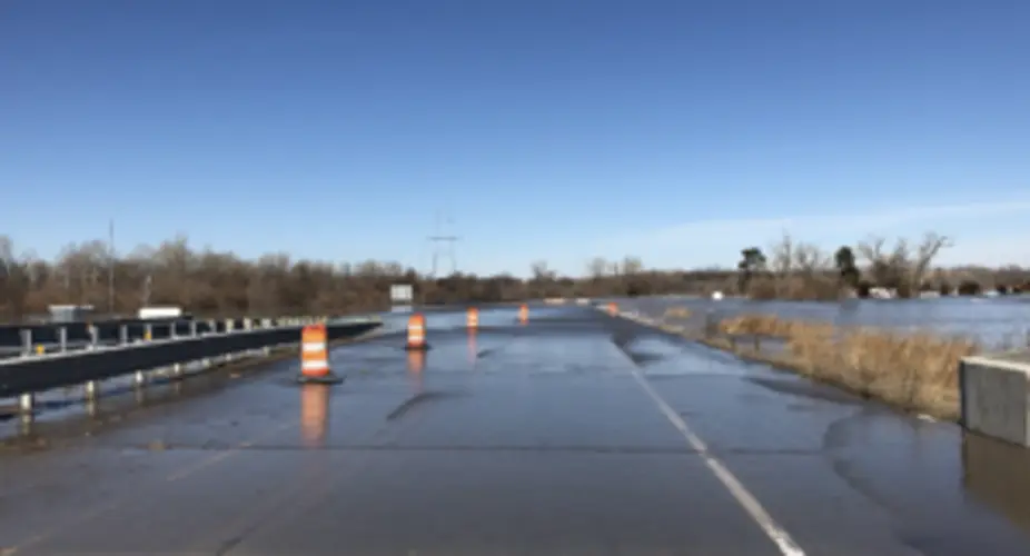 Flood waters keep Highway 75/34 north of Plattsmouth closed Saturday