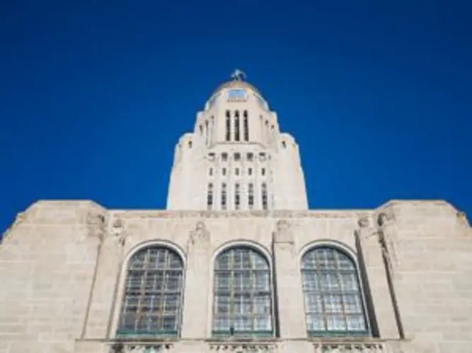 NE Conservatives Battle Over Tax Plans