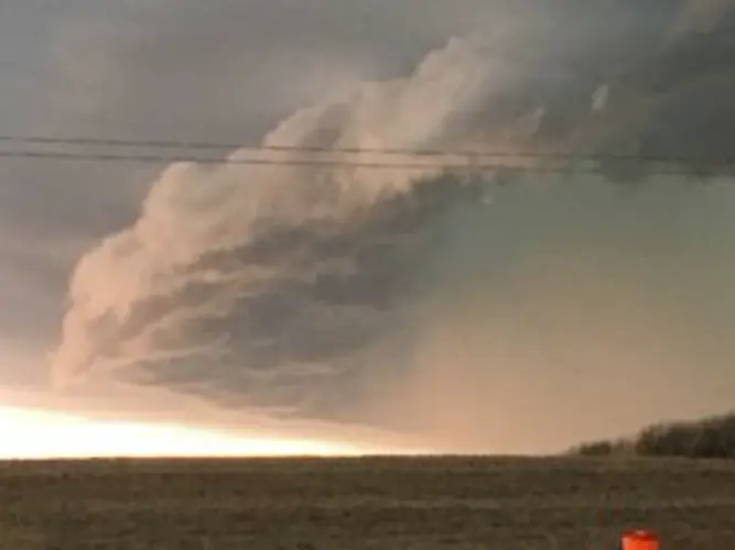 Storm chasers heading to Midwest ahead of strong storms expected this weekend